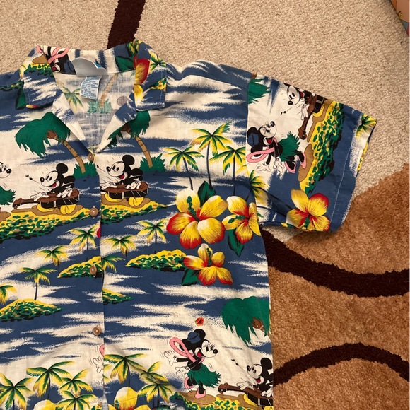 Vintage Hawaiian Mickey Mouse Button down - Picture 3 of 3
